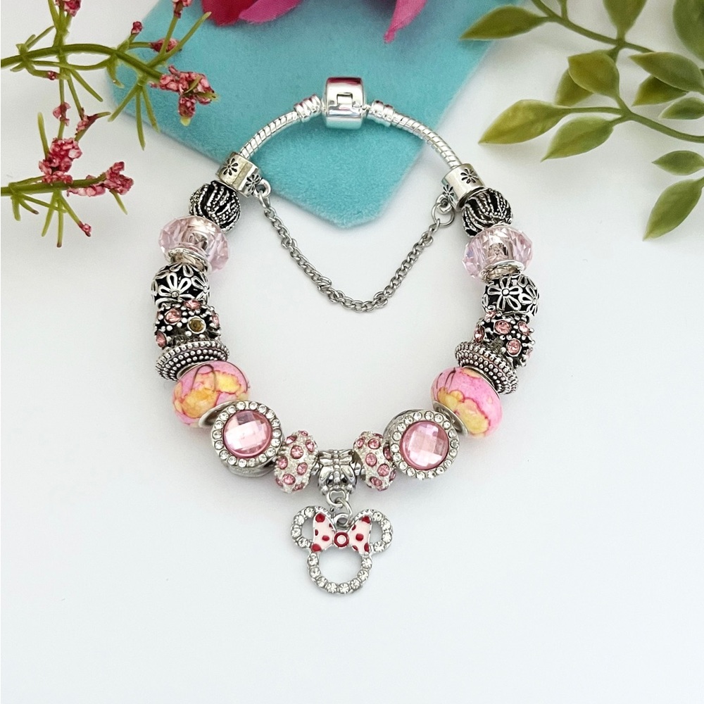 Minnie Mouse Silver Plated Charm Bracelet NEW